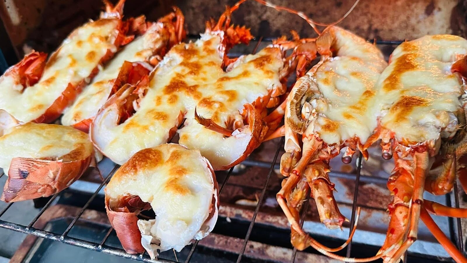 BÈ NỔI 5 TIẾN