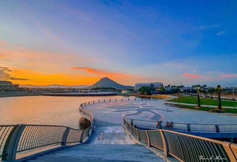 Hồ điều hòa Hồ Sơn