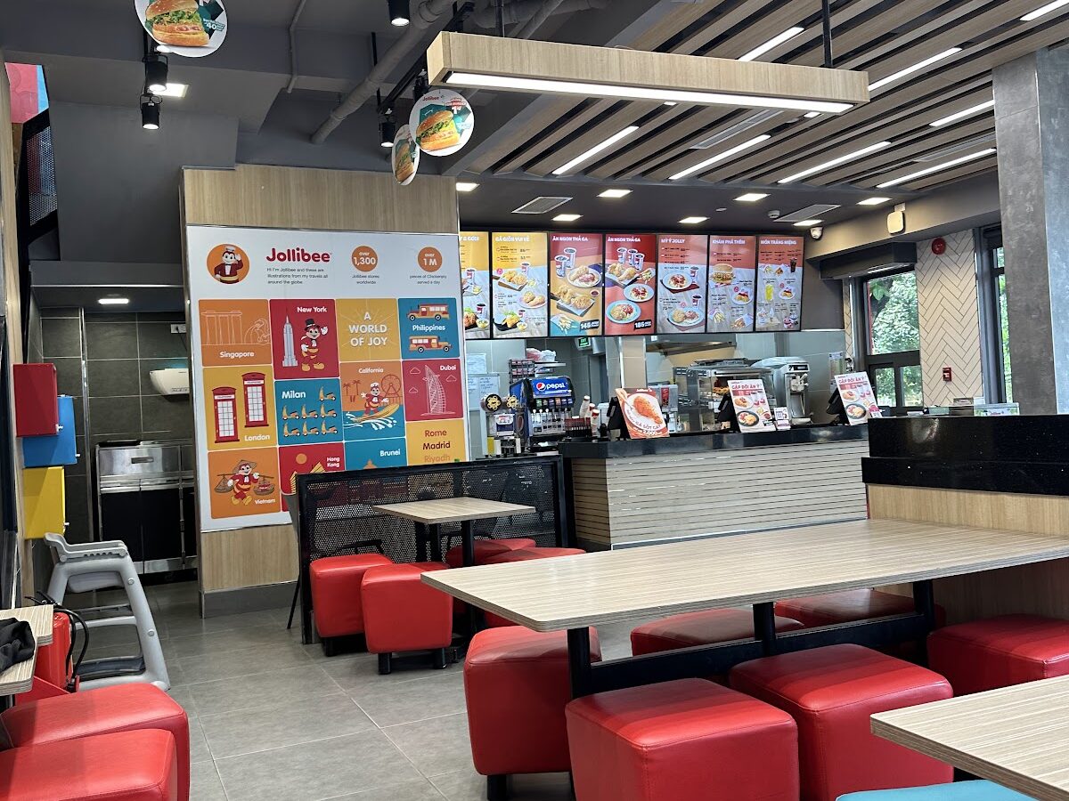 Jollibee Nguyễn Huệ – Tuy Hòa