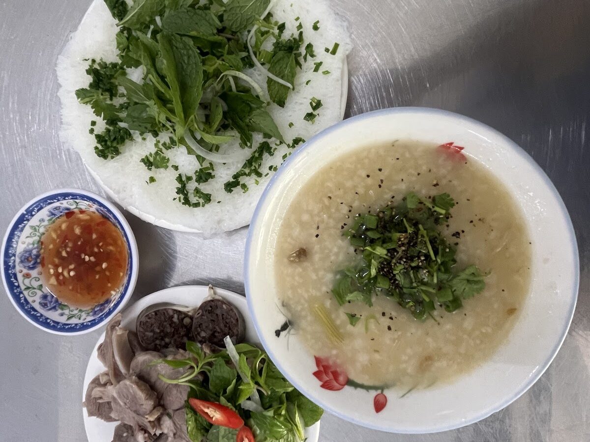 Quán CHÁO LÒNG & BÁNH HỎI Cô Hạnh